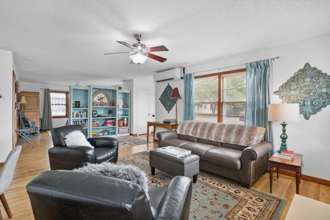 Luxury Oasis- 1 Bedroom Romantic Getaways 拉伯克 外观 照片