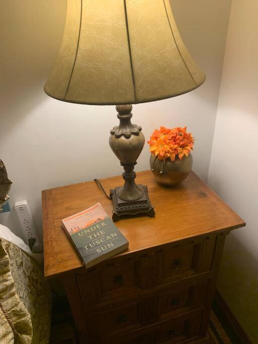 Luxury Oasis- 1 Bedroom Romantic Getaways 拉伯克 外观 照片